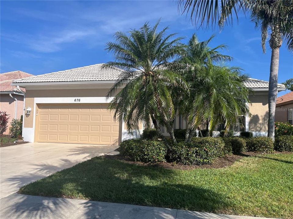 Recently Sold: $575,000 (3 beds, 2 baths, 1922 Square Feet)