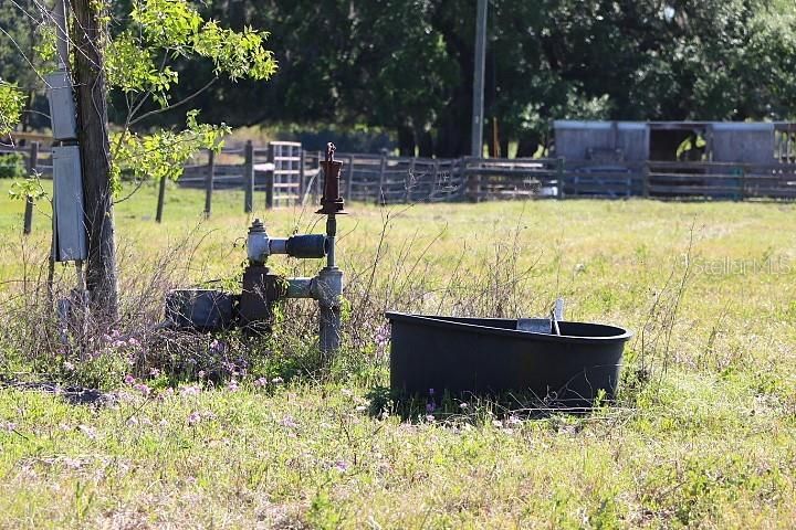 En Venta: $190,000 (5.00 acres)