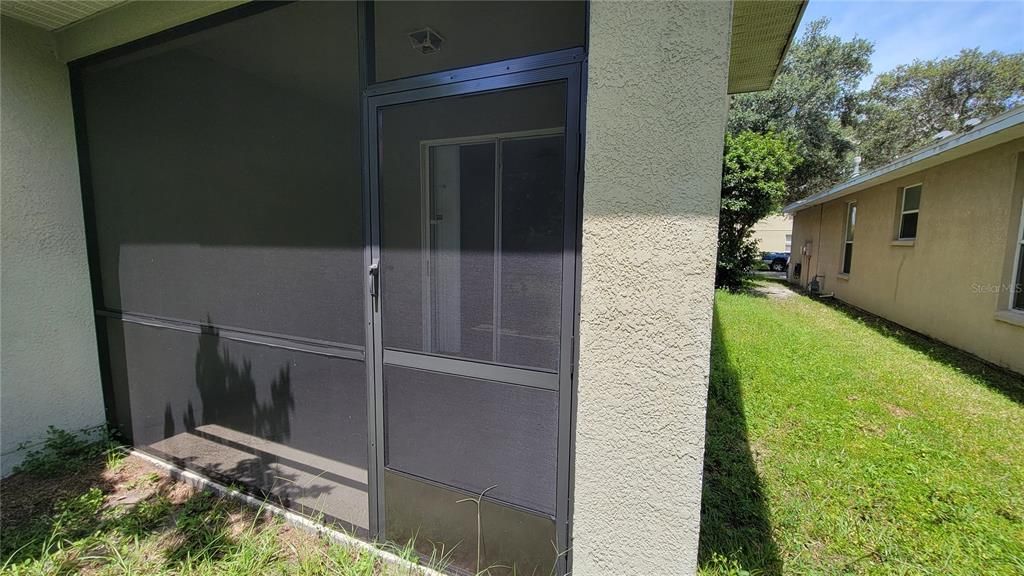 Active With Contract: $2,200 (4 beds, 2 baths, 1989 Square Feet)