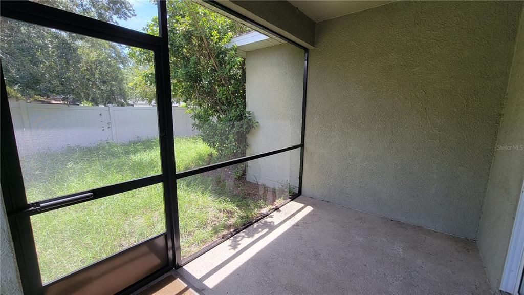 Active With Contract: $2,200 (4 beds, 2 baths, 1989 Square Feet)