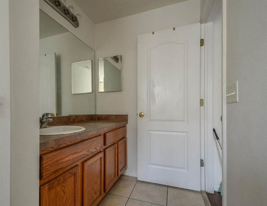 Active With Contract: $2,200 (4 beds, 2 baths, 1989 Square Feet)