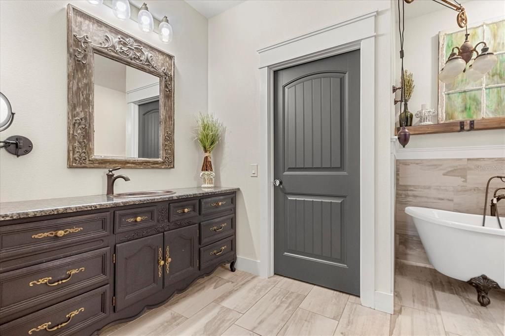 待售: $1,490,000 (3 贝兹, 2 浴室, 2597 平方英尺)