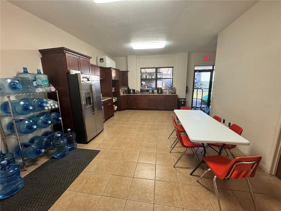 待售: $64,000 (0 贝兹, 0 浴室, 6098 平方英尺)