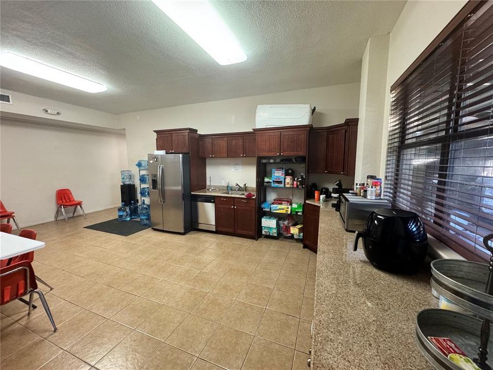 待售: $64,000 (0 贝兹, 0 浴室, 6098 平方英尺)