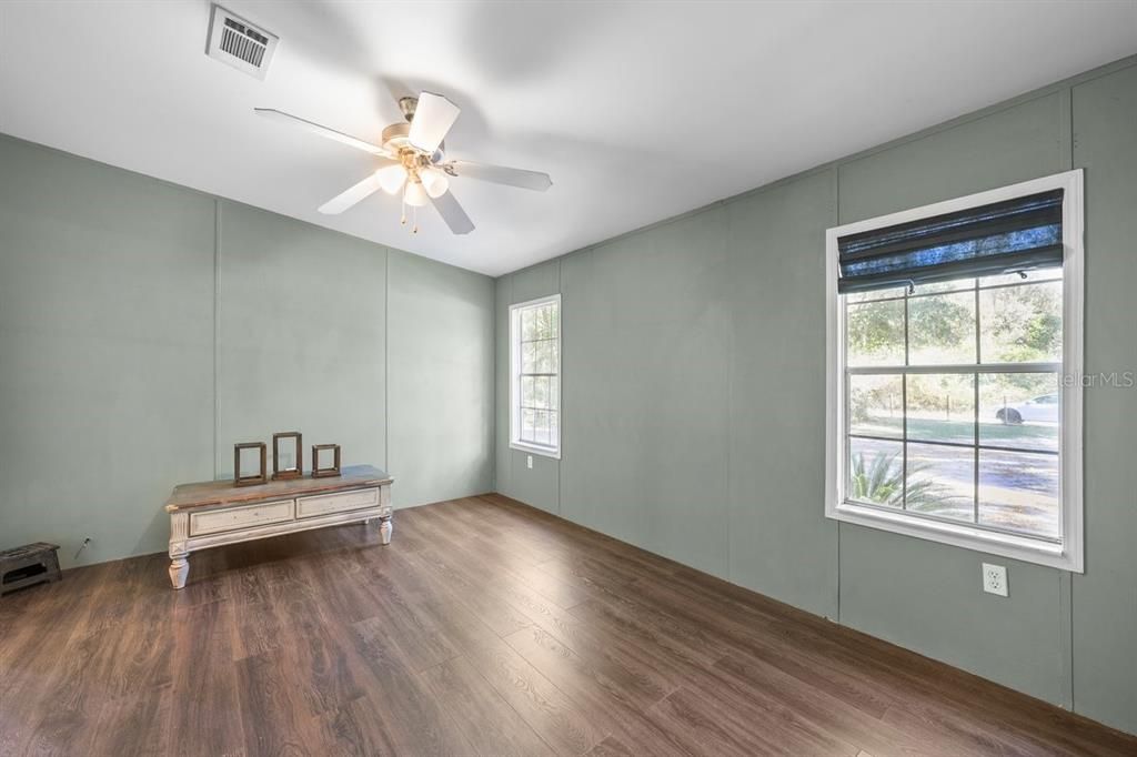 En Venta: $225,000 (3 camas, 2 baños, 1344 Pies cuadrados)