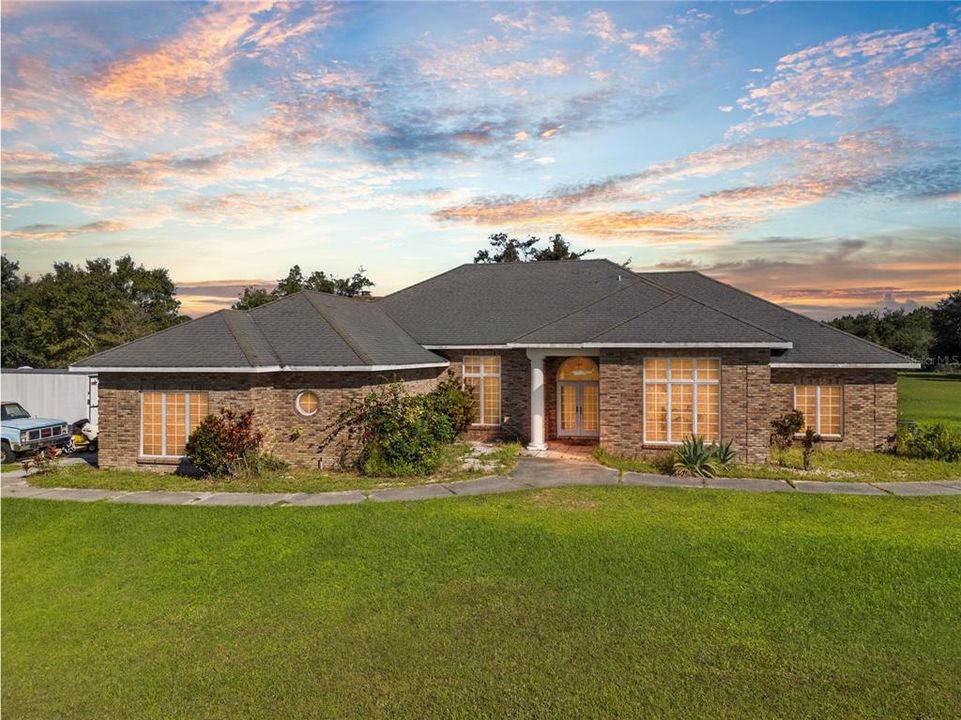 На продажу: $1,100,000 (3 спален, 2 ванн, 3129 Квадратных фут)