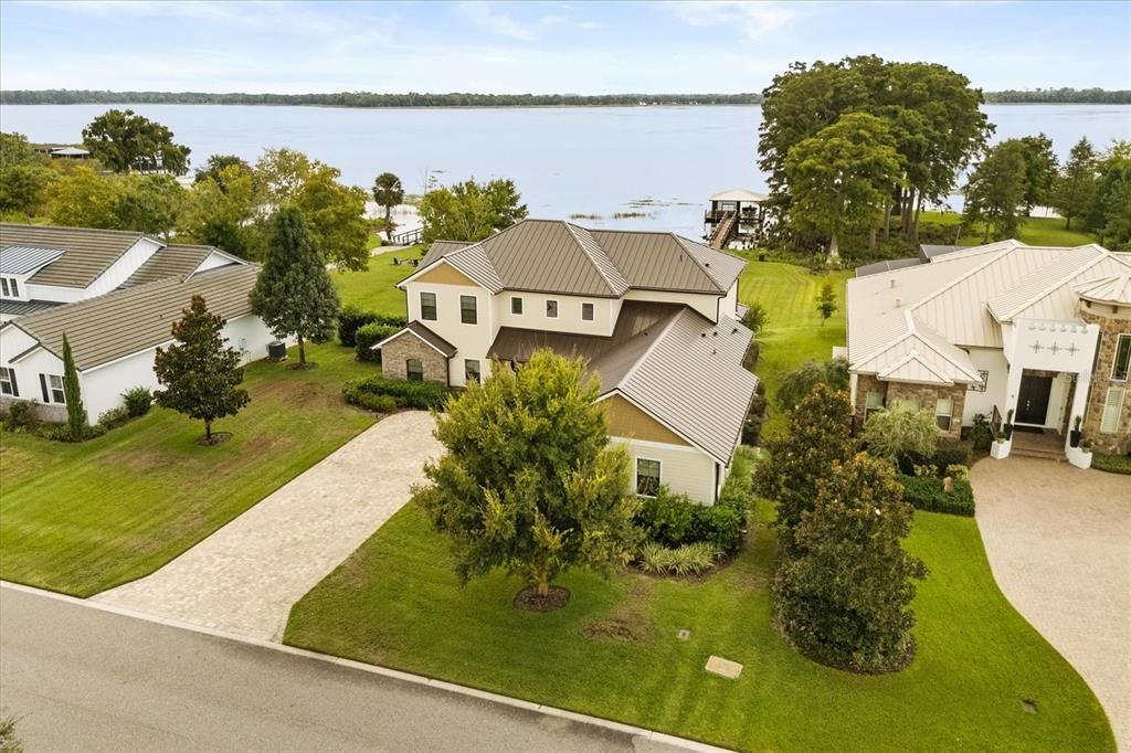 Active With Contract: $1,190,000 (3 beds, 4 baths, 3262 Square Feet)