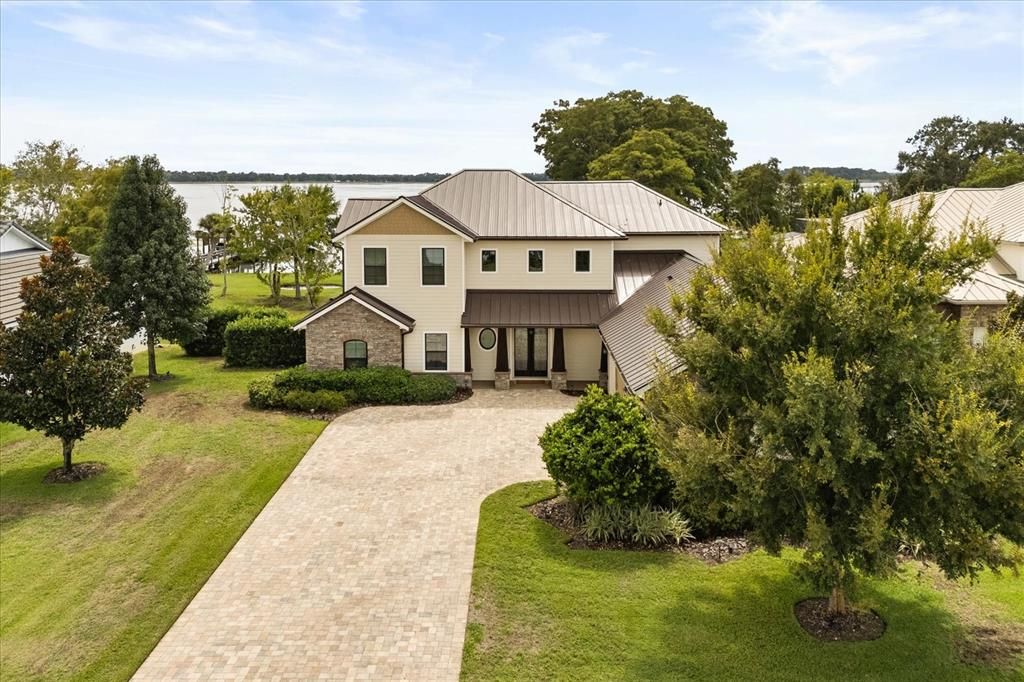 Active With Contract: $1,190,000 (3 beds, 4 baths, 3262 Square Feet)