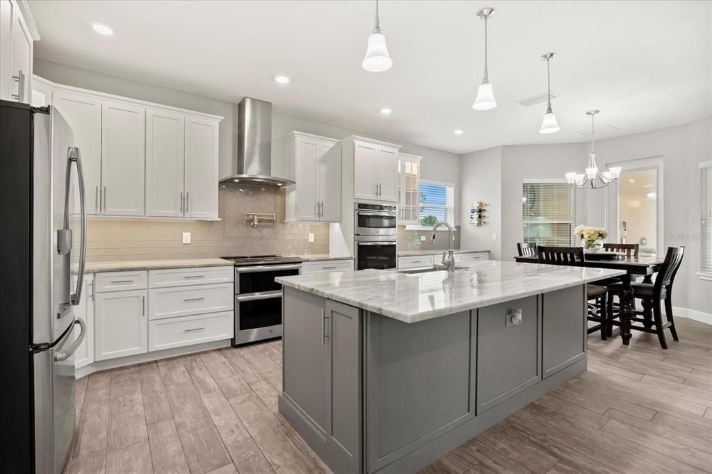 Active With Contract: $1,190,000 (3 beds, 4 baths, 3262 Square Feet)