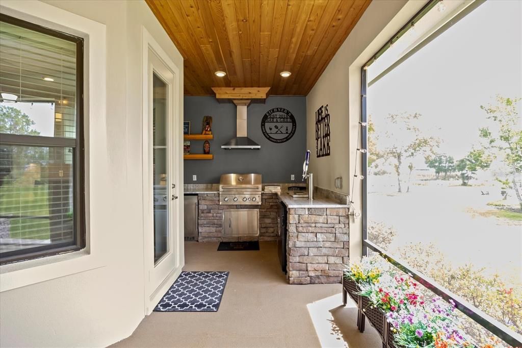 Active With Contract: $1,190,000 (3 beds, 4 baths, 3262 Square Feet)