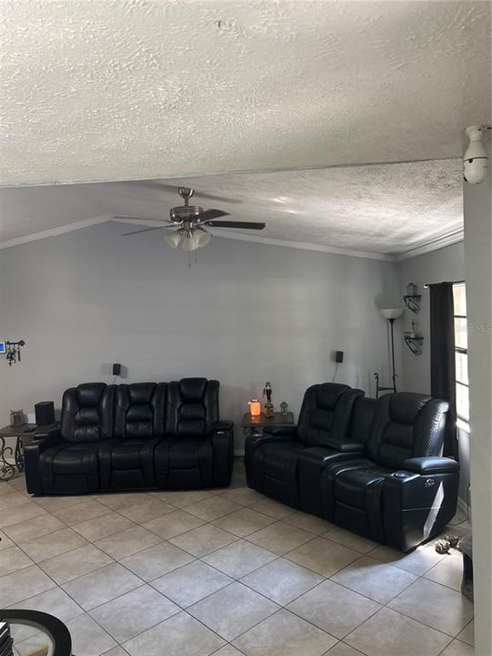 На продажу: $265,000 (3 спален, 2 ванн, 1312 Квадратных фут)