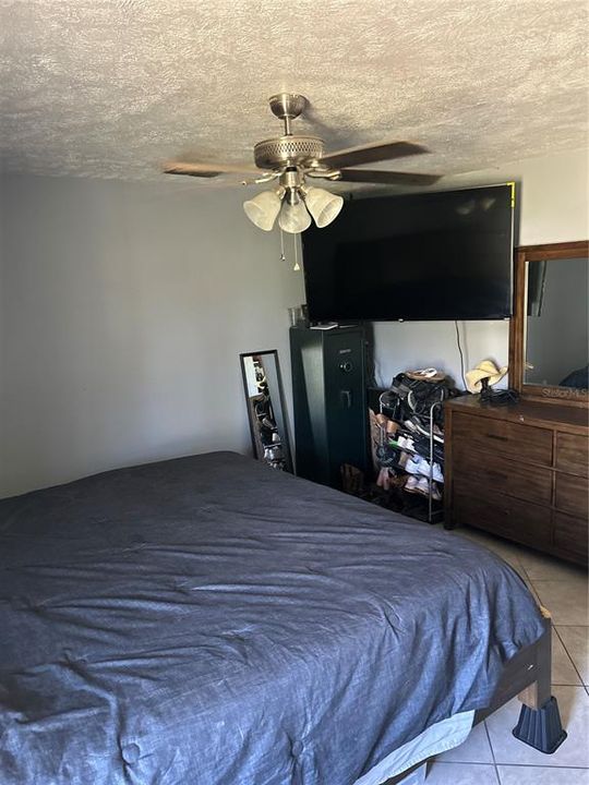 На продажу: $265,000 (3 спален, 2 ванн, 1312 Квадратных фут)