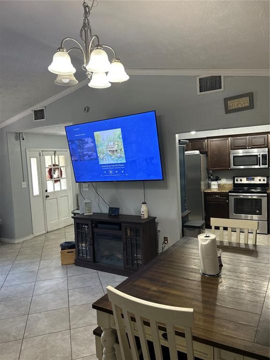 На продажу: $265,000 (3 спален, 2 ванн, 1312 Квадратных фут)