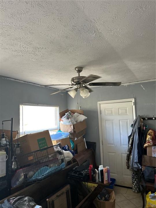 На продажу: $265,000 (3 спален, 2 ванн, 1312 Квадратных фут)