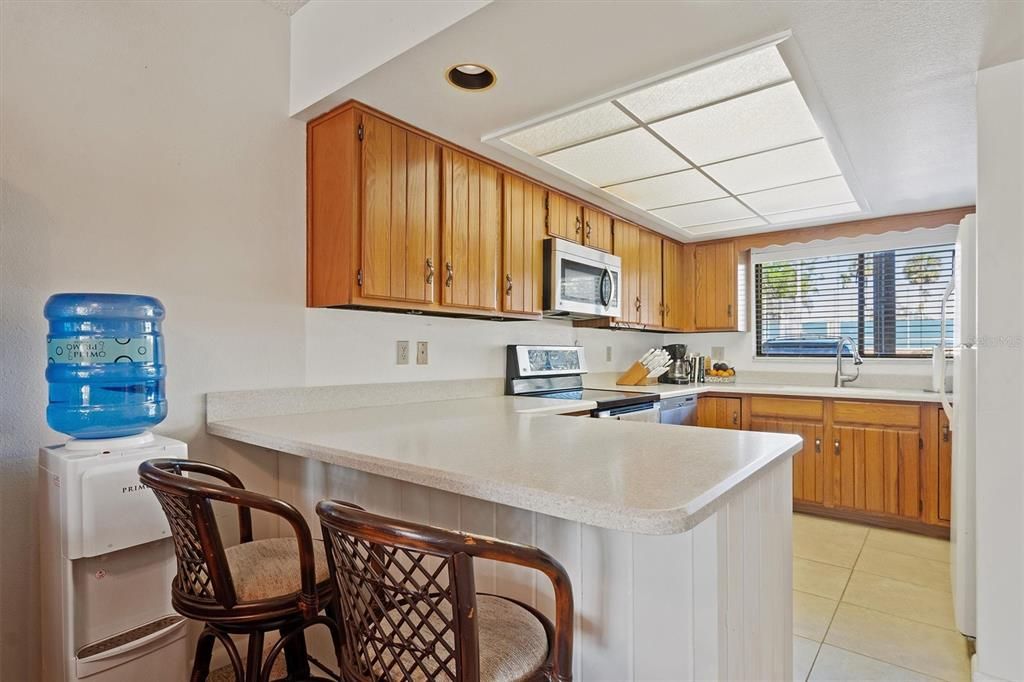 For Sale: $139,000 (2 beds, 2 baths, 1088 Square Feet)