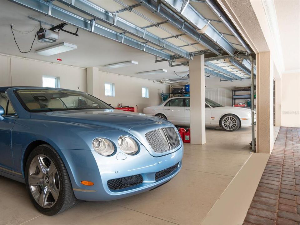 En Venta: $6,850,000 (5 camas, 8 baños, 6041 Pies cuadrados)