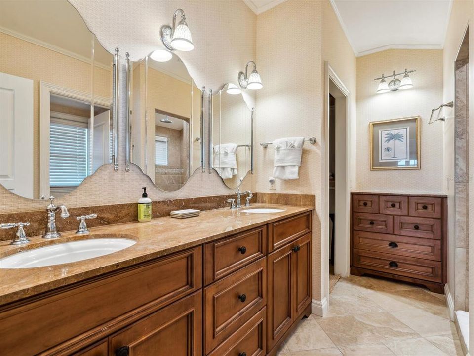 En Venta: $6,850,000 (5 camas, 8 baños, 6041 Pies cuadrados)