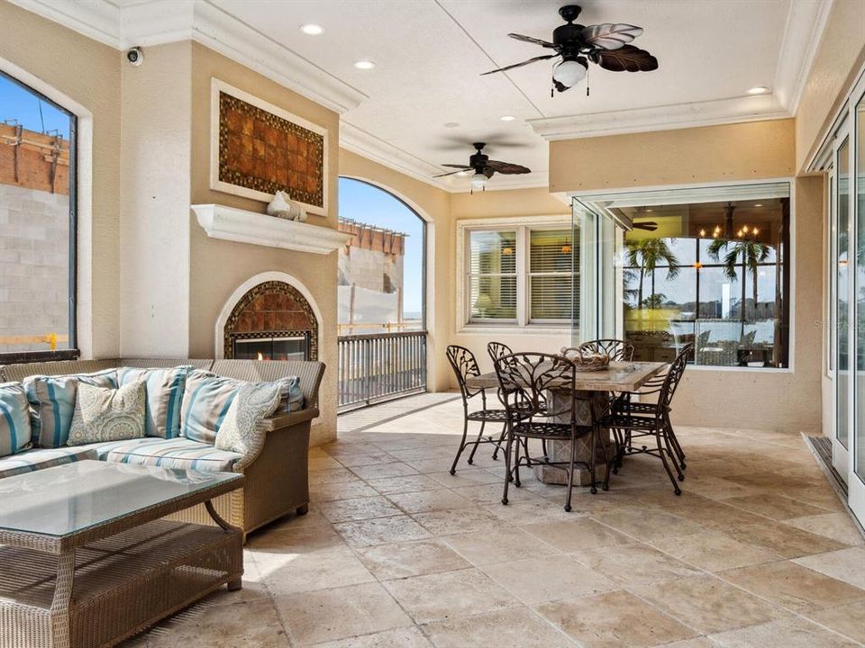 En Venta: $6,850,000 (5 camas, 8 baños, 6041 Pies cuadrados)