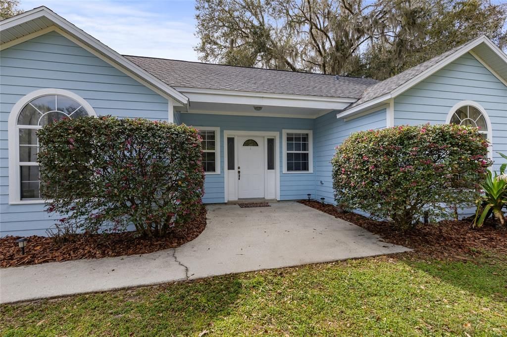 Recently Sold: $339,900 (3 beds, 2 baths, 1679 Square Feet)