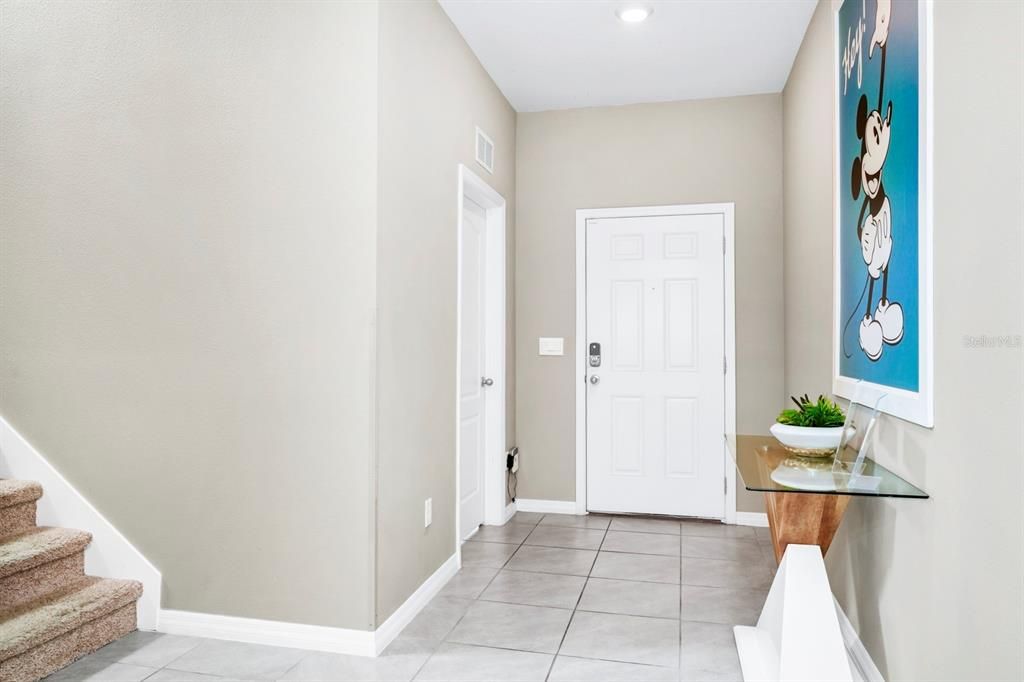 На продажу: $850,000 (7 спален, 5 ванн, 3626 Квадратных фут)