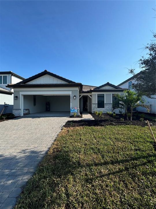 Recently Sold: $707,070 (4 beds, 2 baths, 1980 Square Feet)