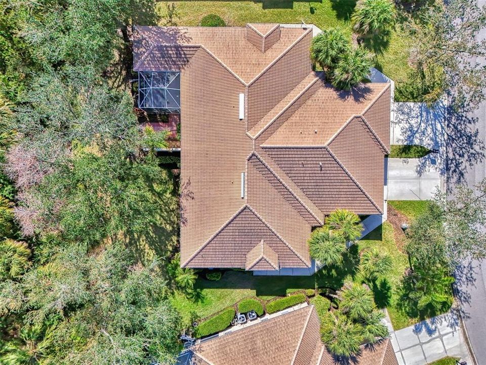 Activo con contrato: $269,900 (2 camas, 2 baños, 1629 Pies cuadrados)