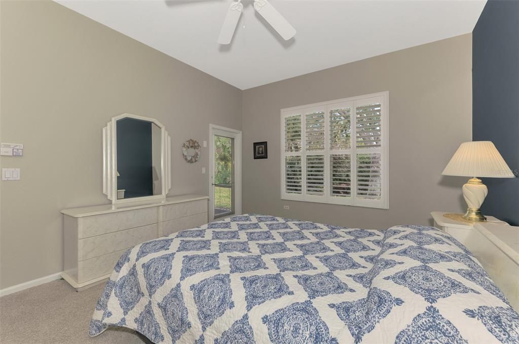 Activo con contrato: $269,900 (2 camas, 2 baños, 1629 Pies cuadrados)