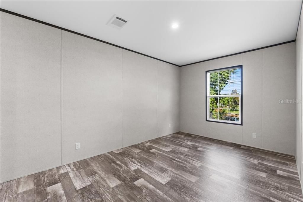 En Venta: $245,700 (3 camas, 2 baños, 1577 Pies cuadrados)