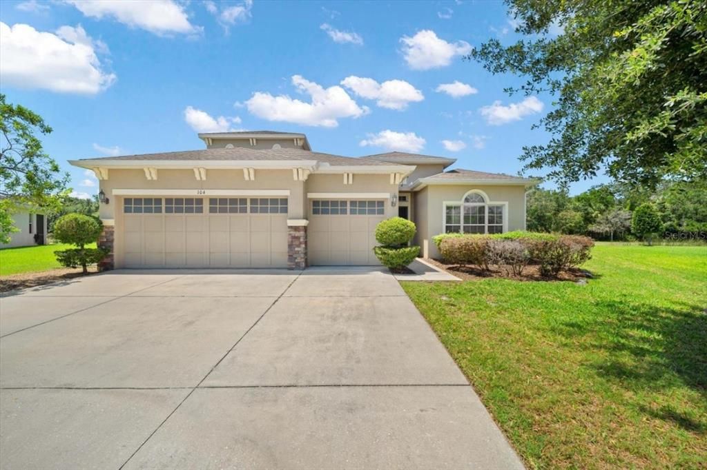 Recientemente alquilado: $4,750 (4 camas, 3 baños, 2974 Pies cuadrados)