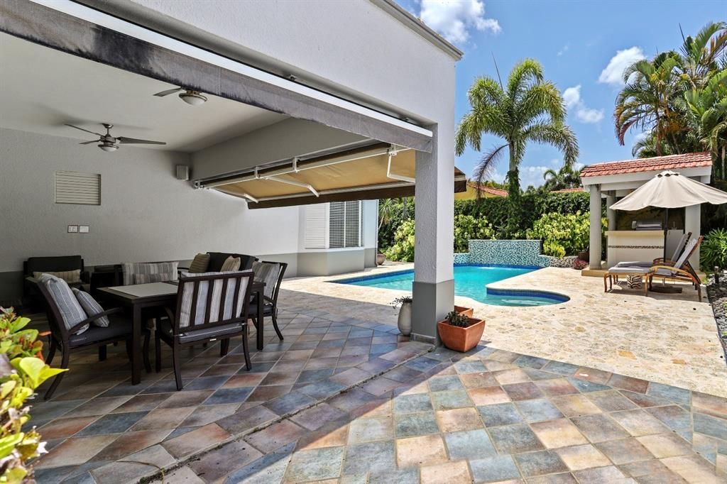 Activo con contrato: $1,450,000 (4 camas, 3 baños, 3000 Pies cuadrados)