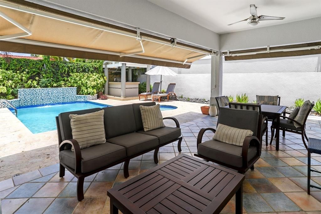 Activo con contrato: $1,450,000 (4 camas, 3 baños, 3000 Pies cuadrados)