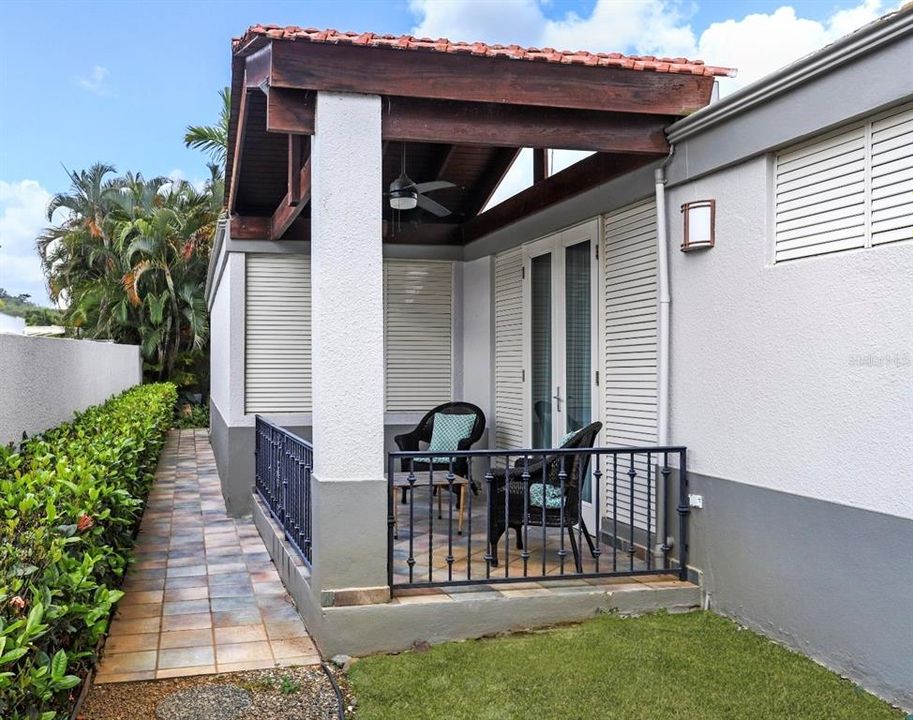 Activo con contrato: $1,450,000 (4 camas, 3 baños, 3000 Pies cuadrados)