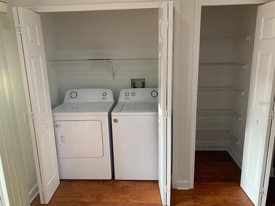 合同活跃: $1,950 (2 贝兹, 2 浴室, 1152 平方英尺)