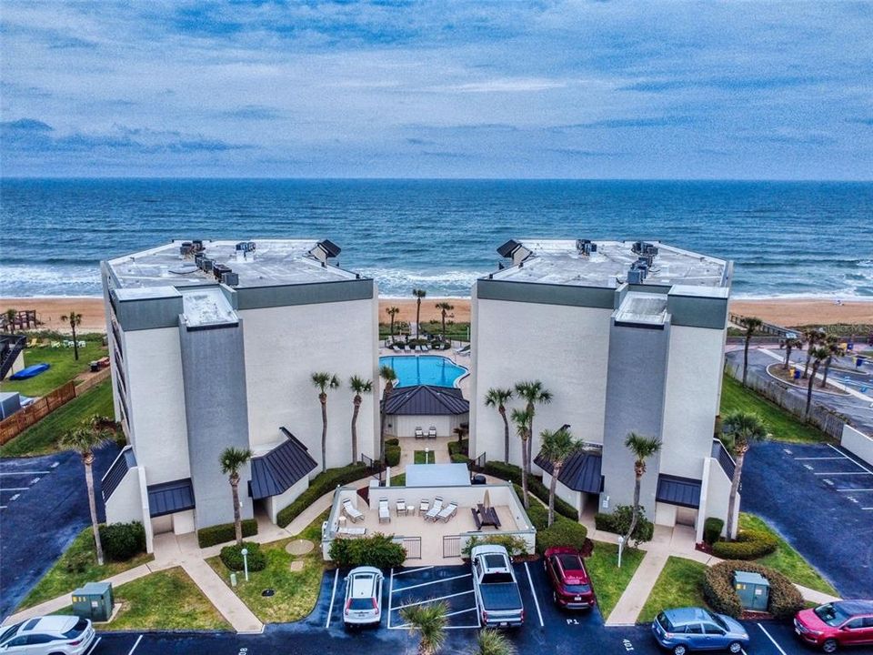 For Sale: $457,000 (2 beds, 2 baths, 1013 Square Feet)