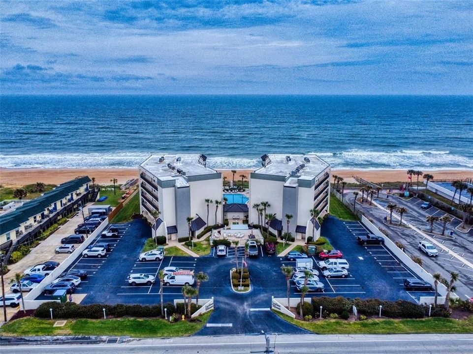 For Sale: $457,000 (2 beds, 2 baths, 1013 Square Feet)