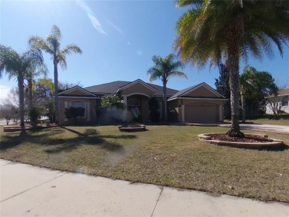 最近租的: $2,369 (4 贝兹, 3 浴室, 2287 平方英尺)