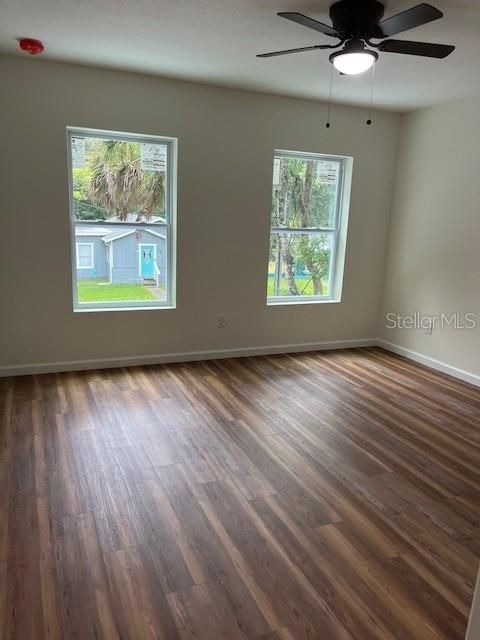 For Sale: $425,000 (3 beds, 2 baths, 1584 Square Feet)
