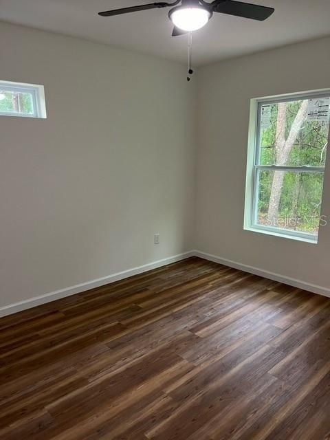 For Sale: $425,000 (3 beds, 2 baths, 1584 Square Feet)
