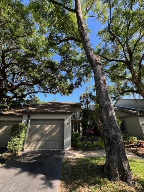 Recently Rented: $2,900 (3 beds, 3 baths, 2103 Square Feet)