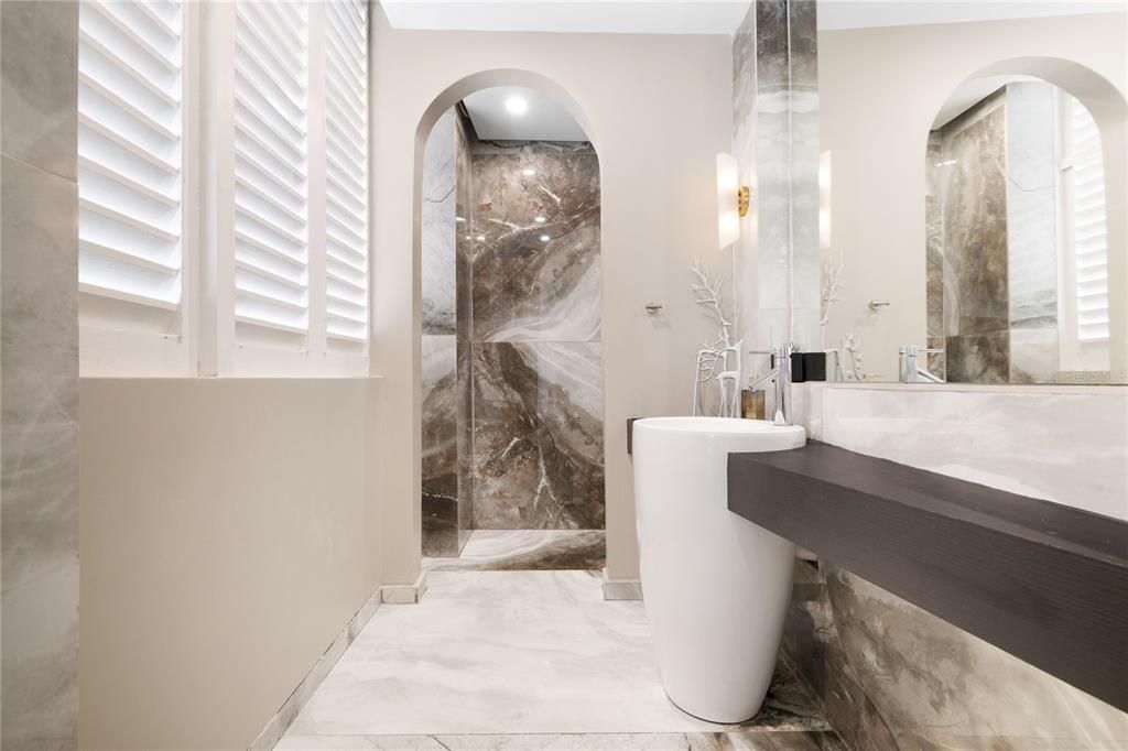 待售: $4,495,000 (0 贝兹, 0 浴室, 8379 平方英尺)