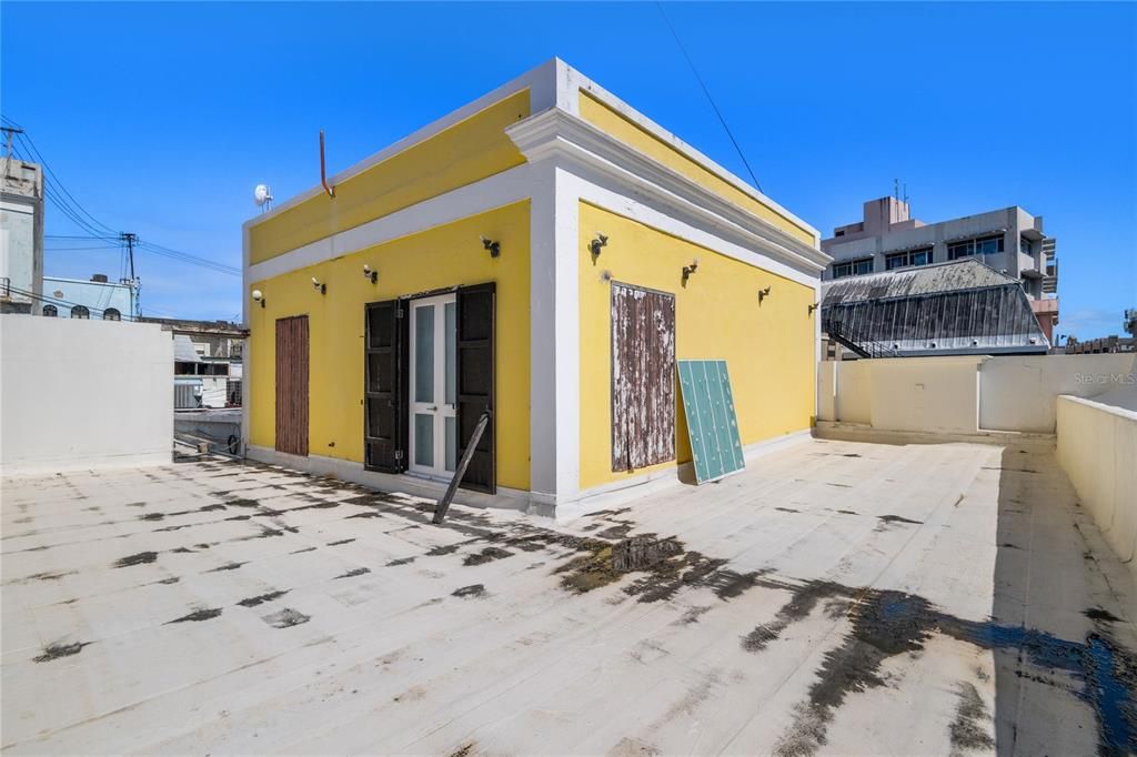 待售: $4,495,000 (0 贝兹, 0 浴室, 8379 平方英尺)