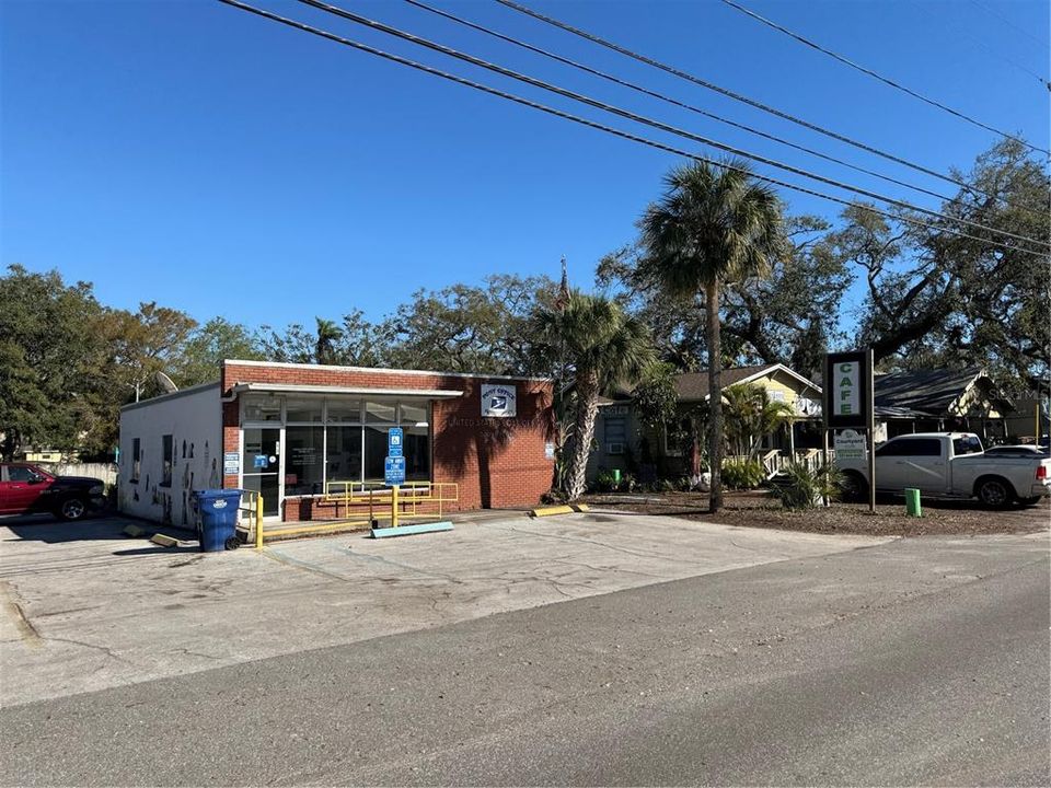 For Sale: $314,000 (0.17 acres)