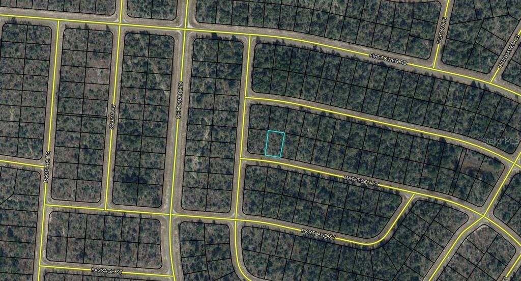 En Venta: $9,000 (0.23 acres)