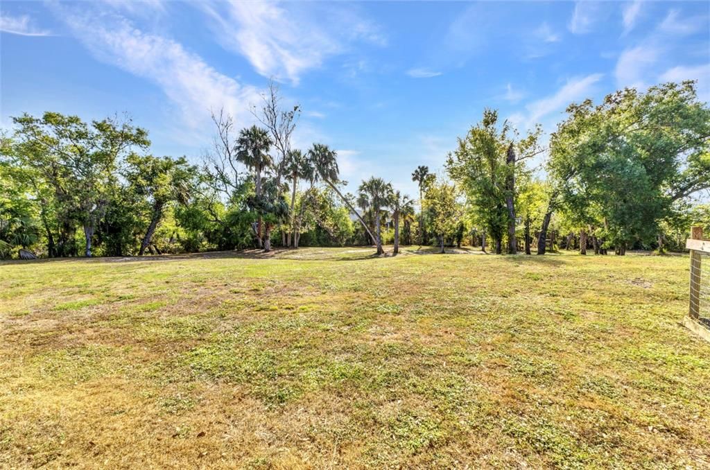 Active With Contract: $1,110,000 (4 beds, 2 baths, 2758 Square Feet)