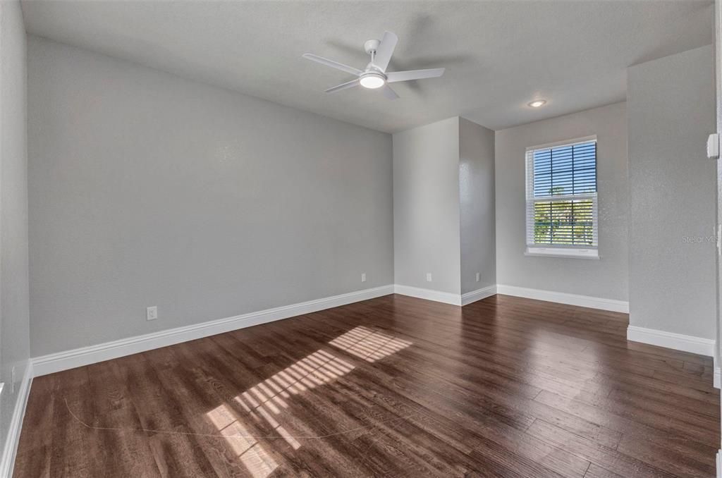 Active With Contract: $1,110,000 (4 beds, 2 baths, 2758 Square Feet)