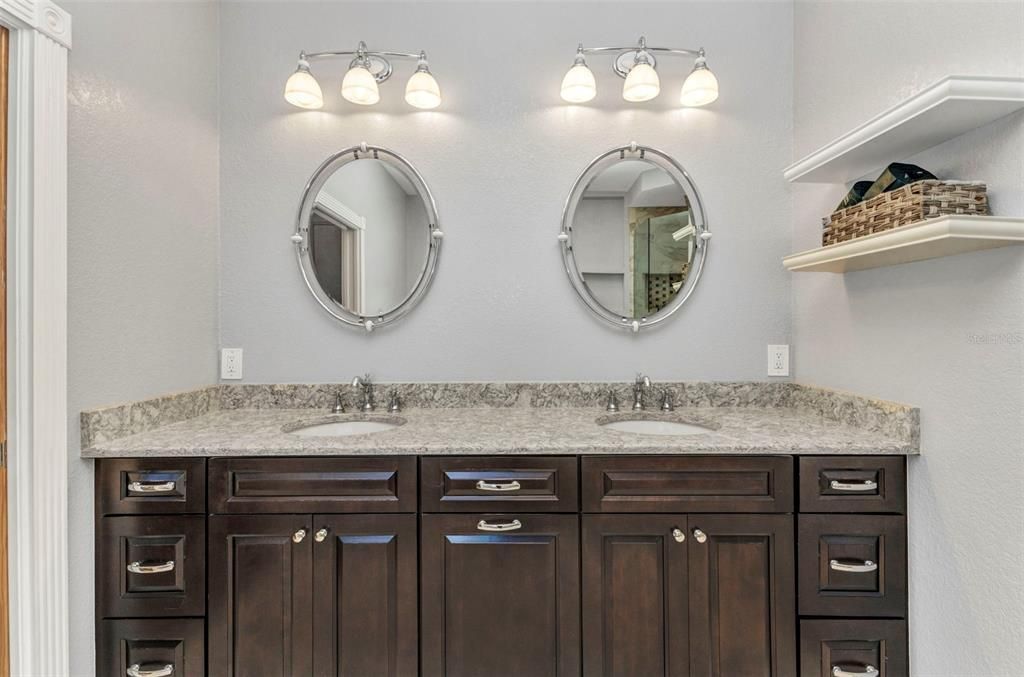 Active With Contract: $1,110,000 (4 beds, 2 baths, 2758 Square Feet)