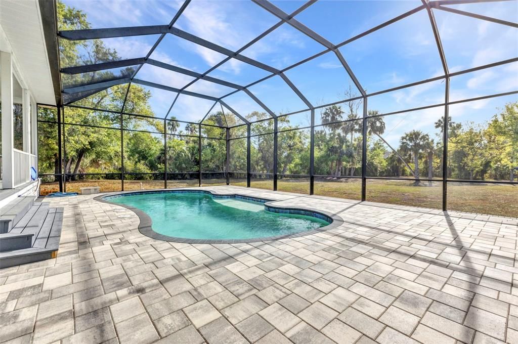 Active With Contract: $1,110,000 (4 beds, 2 baths, 2758 Square Feet)