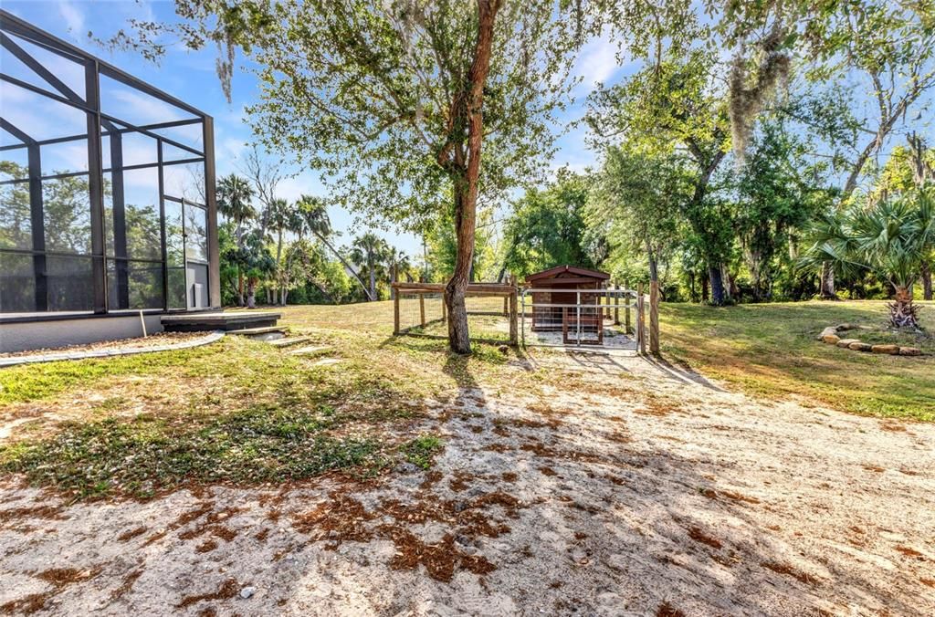 Active With Contract: $1,110,000 (4 beds, 2 baths, 2758 Square Feet)