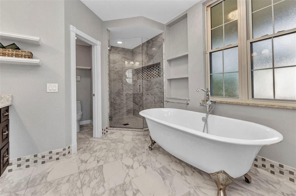 Active With Contract: $1,110,000 (4 beds, 2 baths, 2758 Square Feet)