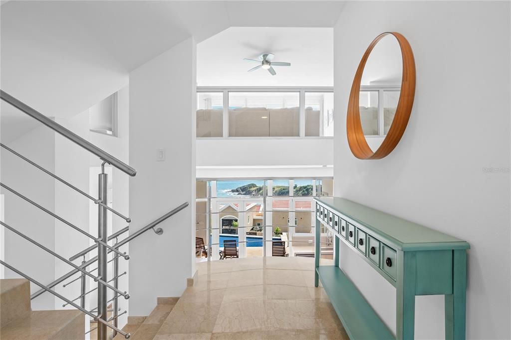 For Sale: $1,750,000 (5 beds, 4 baths, 3000 Square Feet)